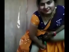 Indian Garam chut aur khire k sath chudai